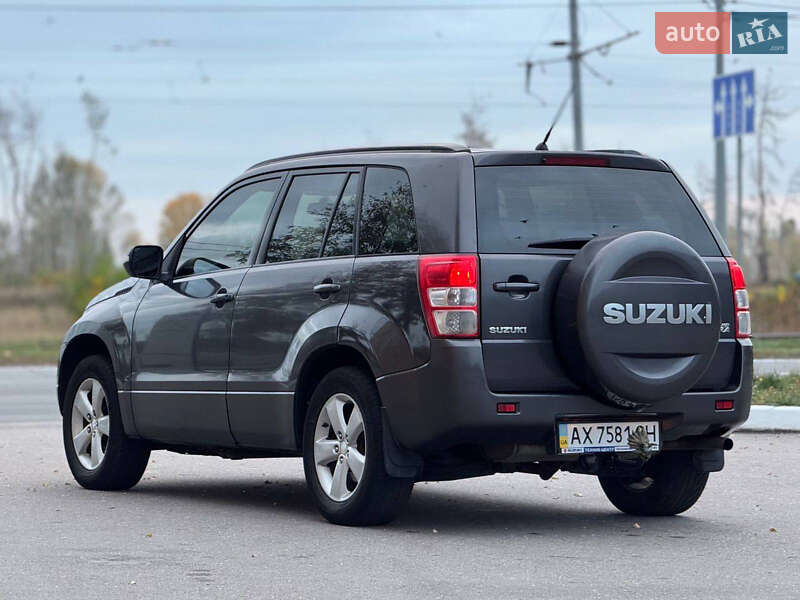 Внедорожник / Кроссовер Suzuki Grand Vitara 2010 в Харькове