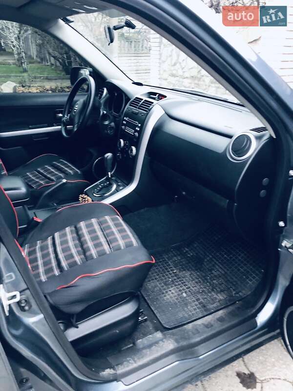Внедорожник / Кроссовер Suzuki Grand Vitara 2007 в Запорожье