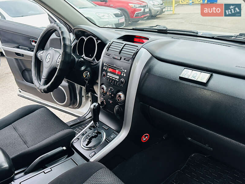 Внедорожник / Кроссовер Suzuki Grand Vitara 2006 в Харькове