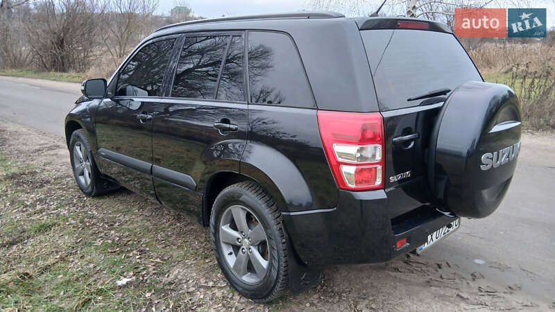 Внедорожник / Кроссовер Suzuki Grand Vitara 2011 в Харькове