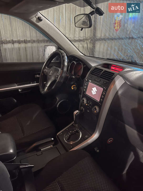 Позашляховик / Кросовер Suzuki Grand Vitara 2006 в Вінниці