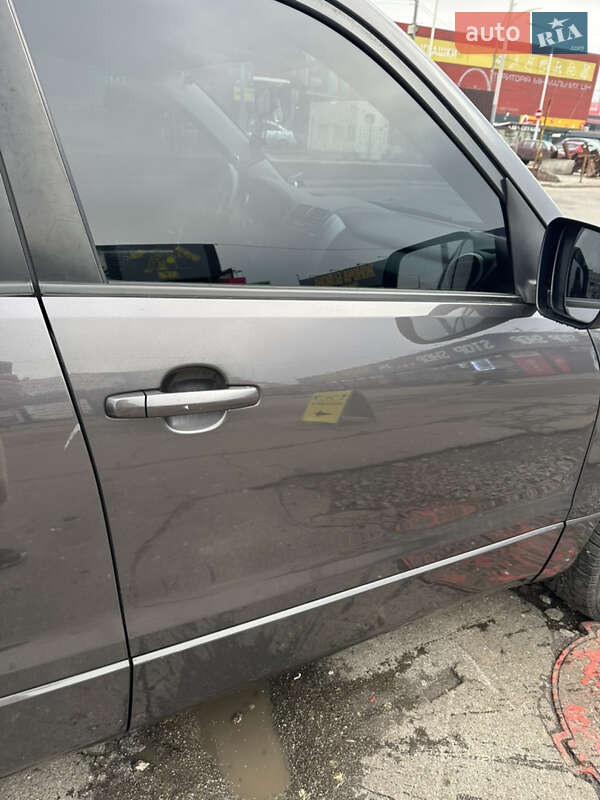 Позашляховик / Кросовер Suzuki Grand Vitara 2016 в Києві фото 30 Позашляховик / Кросовер Suzuki Grand Vitara 2016 в Києві