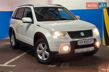 Внедорожник / Кроссовер Suzuki Grand Vitara 2011 в Киеве