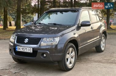 Позашляховик / Кросовер Suzuki Grand Vitara 2011 в Рівному