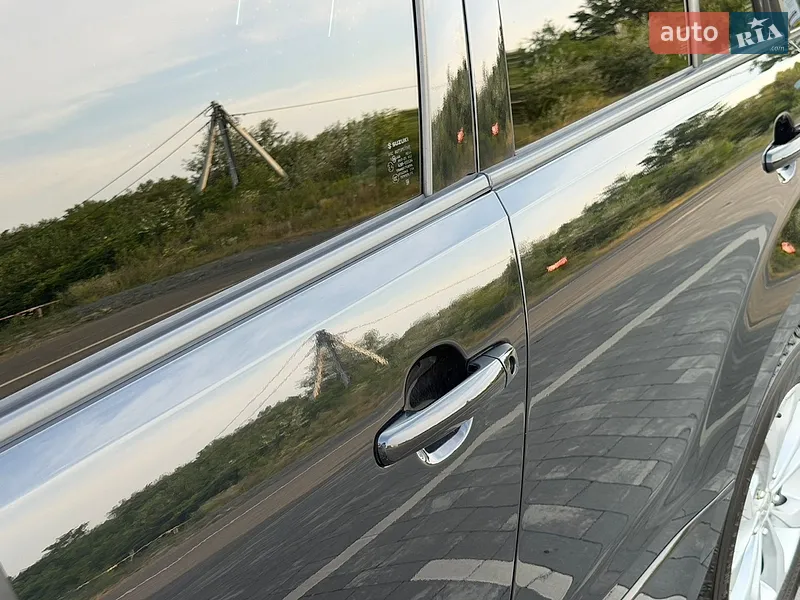 Suzuki Grand Vitara 2018 VIN JSAJTDA4V00360901 фото оголошення 20 з 95