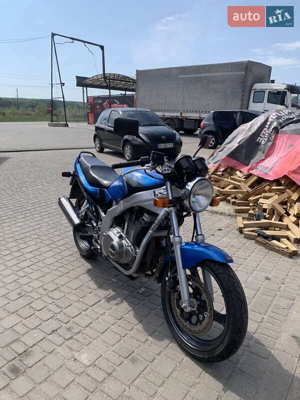 Мотоцикл Классік Suzuki GS 500 2001 в Рава-Руській