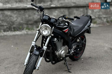 Мотоцикл Без обтекателей (Naked bike) Suzuki GS 500 2005 в Киеве