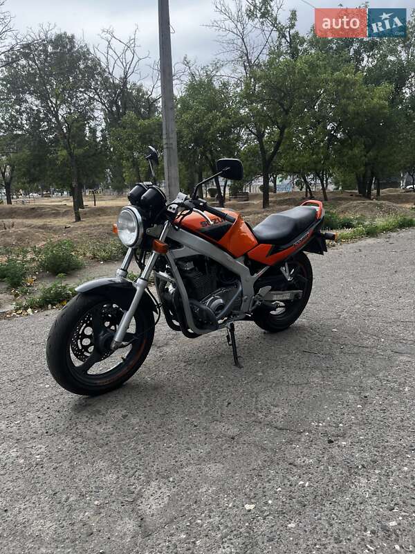 Мотоцикл Спорт-туризм Suzuki GS 500E 1998 в Николаеве