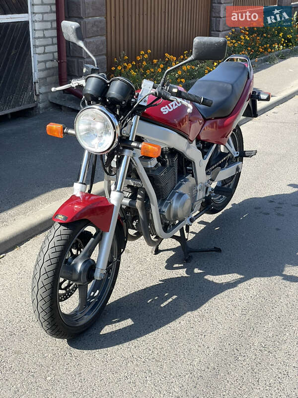 Мотоцикл Без обтекателей (Naked bike) Suzuki GS 500E 1996 в 