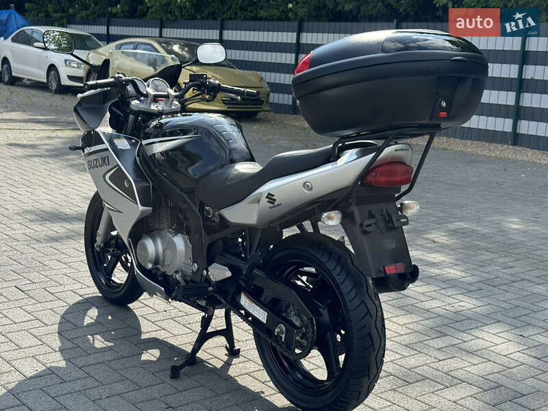 Спортбайк Suzuki GS 500F 2006 в Києві