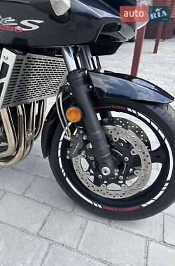 Мотоцикл Спорт-туризм Suzuki GSF 1250S 2007 в 