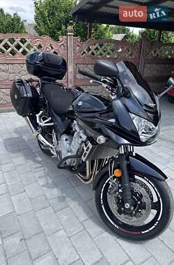 Мотоцикл Спорт-туризм Suzuki GSF 1250S 2007 в 