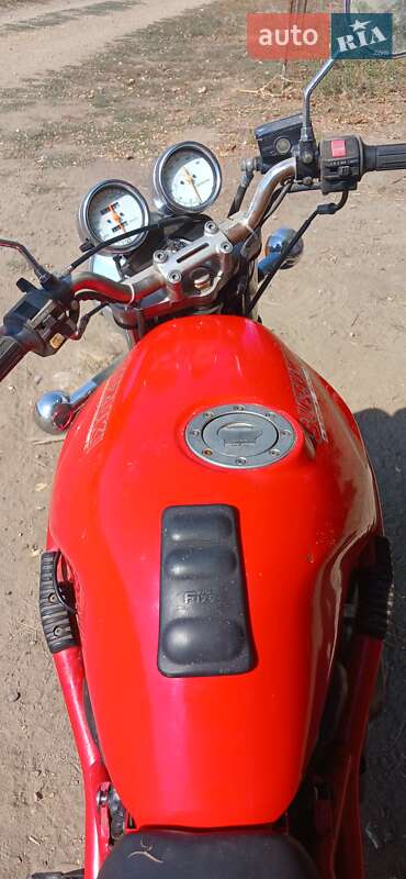 Мотоцикл Классик Suzuki GSF 400 Bandit 1992 в Березовке