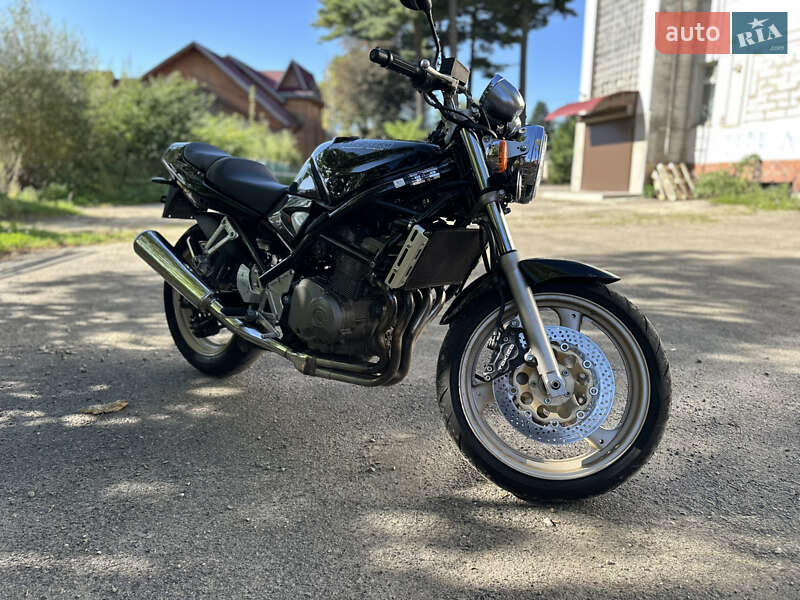 Мотоцикл Без обтекателей (Naked bike) Suzuki GSF 400 Bandit 1991 в 