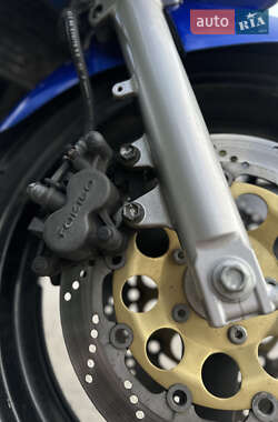 Мотоцикл Спорт-туризм Suzuki GSF 600 Bandit S 2001 в 