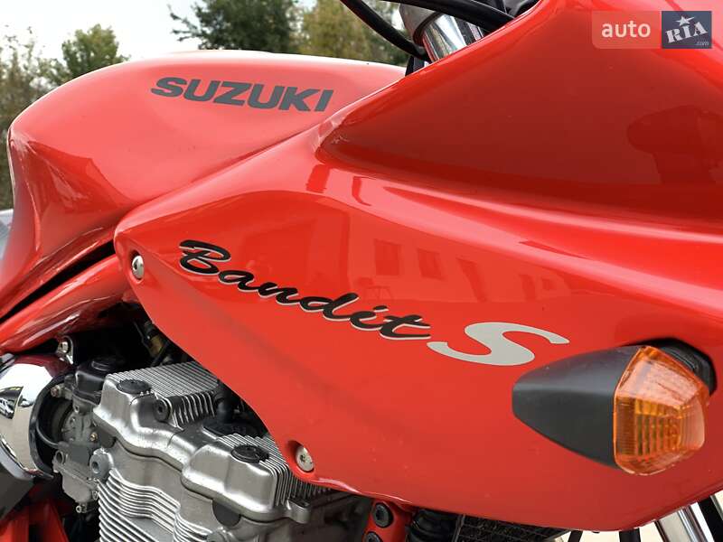 Мотоцикл Классік Suzuki GSF 600 Bandit S 2001 в Бердичеві фото 30 Мотоцикл Классік Suzuki GSF 600 Bandit S 2001 в Бердичеві