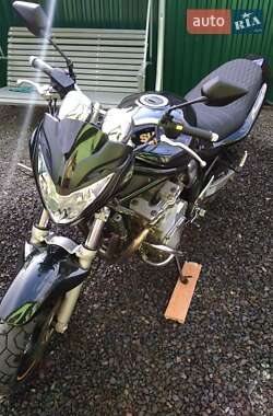 Мотоцикл Классик Suzuki GSF 600 Bandit 1998 в 