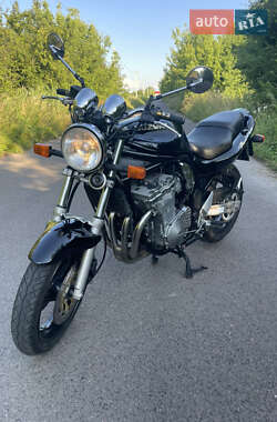 Мотоцикл Без обтекателей (Naked bike) Suzuki GSF 600 Bandit 1999 в 