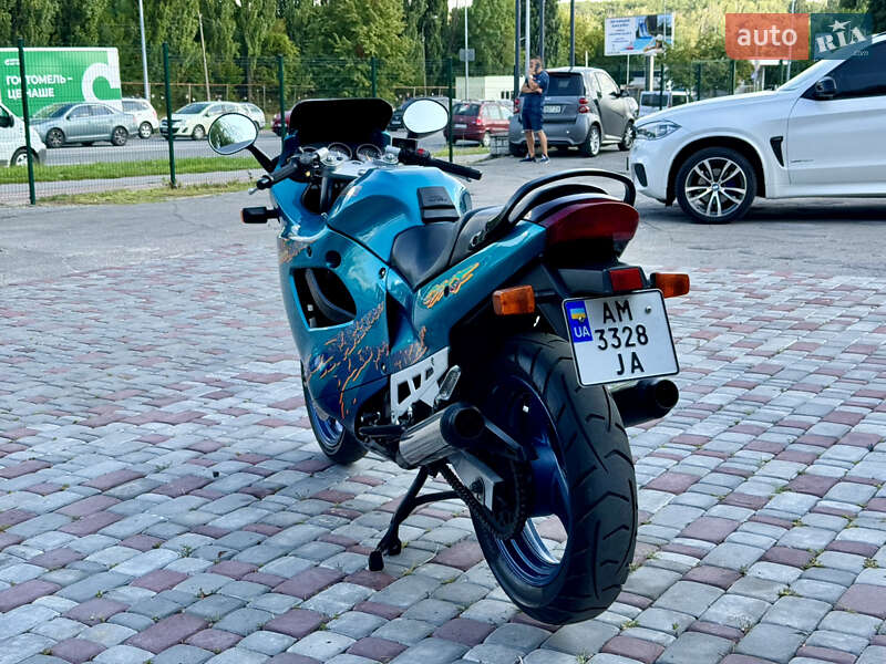Мотоцикл Спорт-туризм Suzuki GSF 600X 1991 в Бердичеве фото 4 Мотоцикл Спорт-туризм Suzuki GSF 600X 1991 в Бердичеве