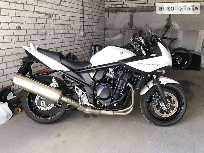 Мотоцикл Багатоцільовий (All-round) Suzuki GSF 650 Bandit 2011 в Києві