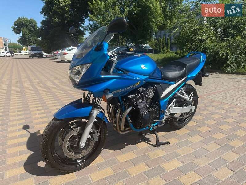 Спортбайк Suzuki GSF 650 Bandit 2005 в 