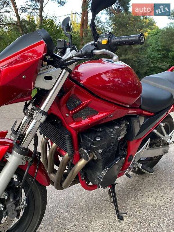 Мотоцикл Без обтекателей (Naked bike) Suzuki GSF 650 Bandit 2006 в Вараше