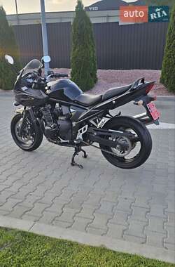 Мотоцикл Спорт-туризм Suzuki GSF 650 Bandit 2011 в 