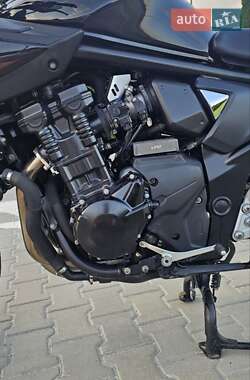 Мотоцикл Спорт-туризм Suzuki GSF 650 Bandit 2011 в 