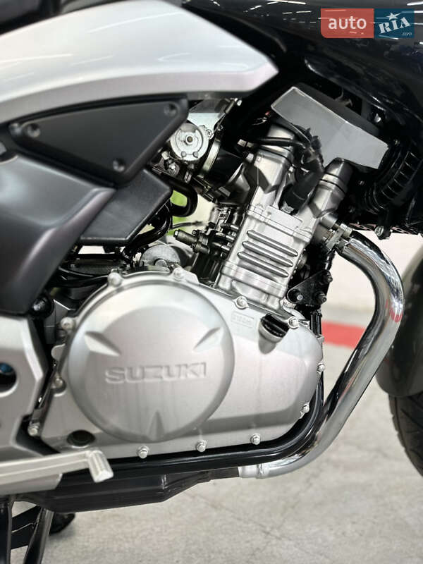 Спортбайк Suzuki GSR 250 2013 в Одессе