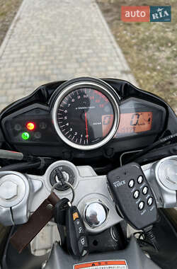 Мотоцикл Классік Suzuki GSR 250 2016 в 