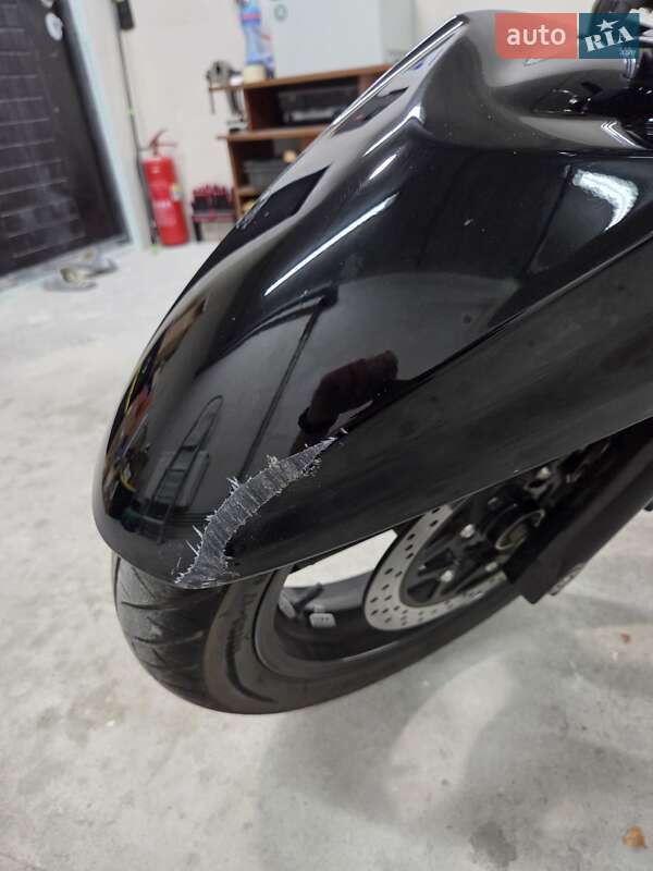 Мотоцикл Классик Suzuki GSR 250 2015 в Борисполе