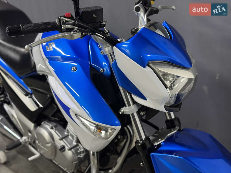 Мотоцикл Без обтекателей (Naked bike) Suzuki GSR 250 2016 в Киеве
