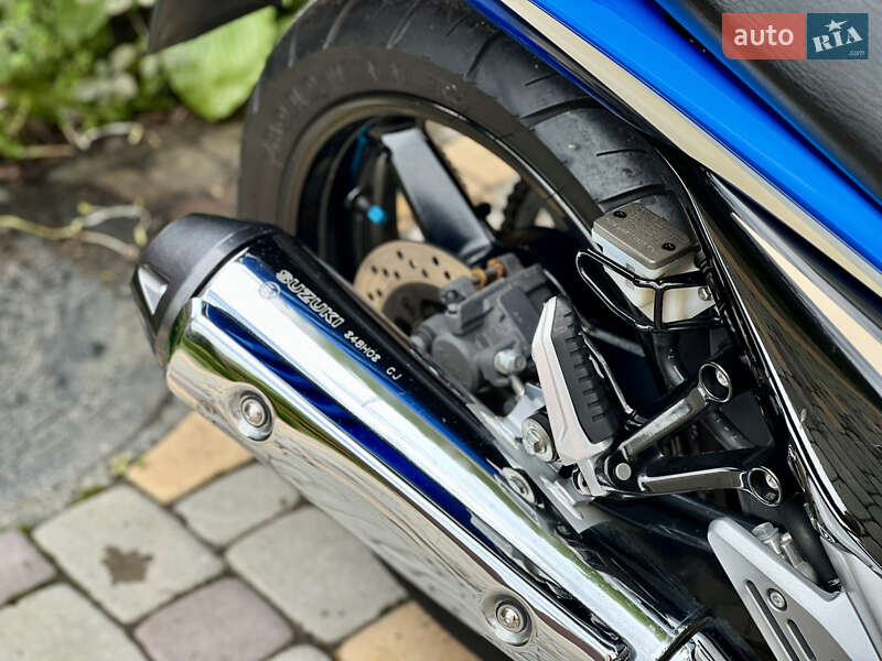 Мотоцикл Классик Suzuki GSR 250 2016 в Виннице