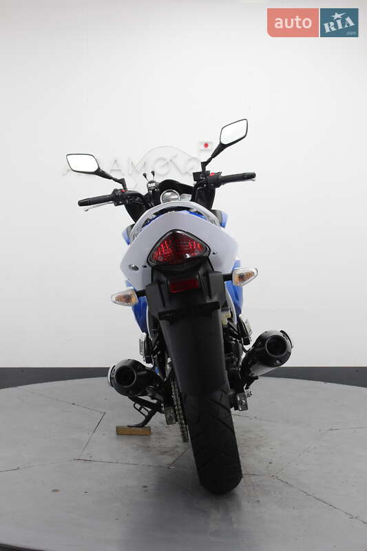 Мотоцикл Спорт-туризм Suzuki GSR 250 2017 в Гнивани