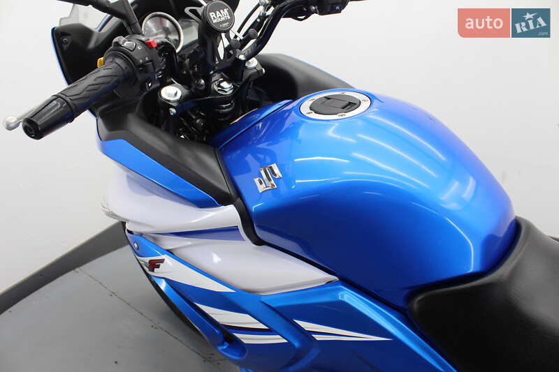 Мотоцикл Спорт-туризм Suzuki GSR 250 2017 в Гнивани