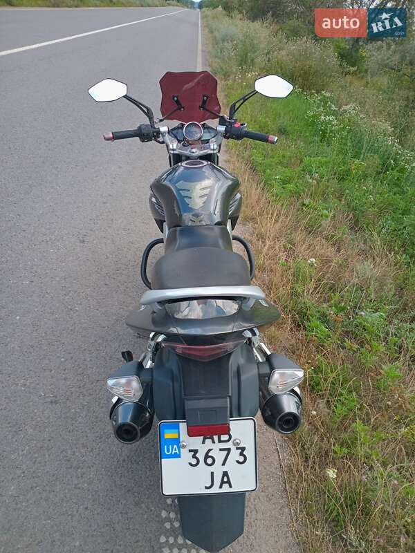 Мотоцикл Без обтекателей (Naked bike) Suzuki GSR 250 2015 в Ямполе