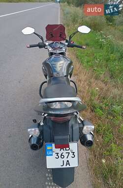 Мотоцикл Без обтекателей (Naked bike) Suzuki GSR 250 2015 в 