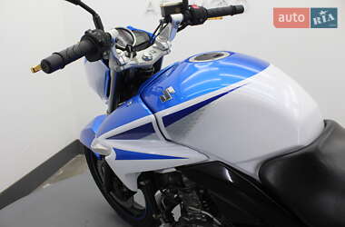 Мотоцикл Без обтекателей (Naked bike) Suzuki GSR 250 2015 в 