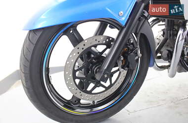 Мотоцикл Без обтекателей (Naked bike) Suzuki GSR 250 2015 в 