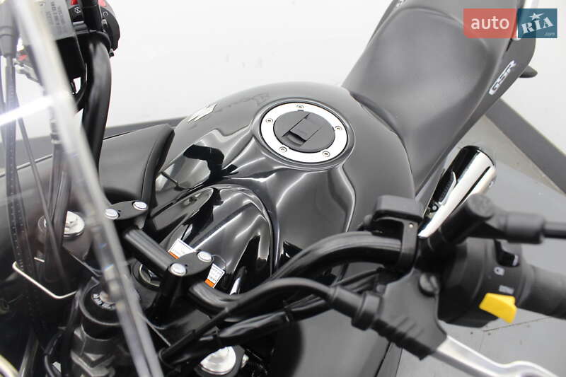 Мотоцикл Спорт-туризм Suzuki GSR 250 2016 в Гнивани