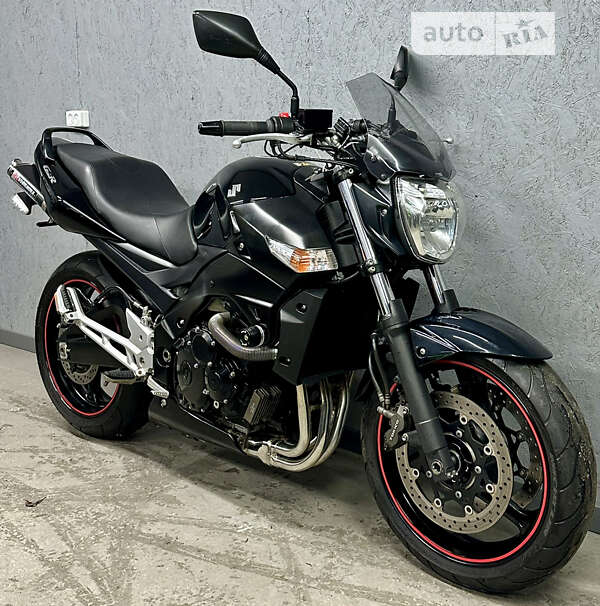 Мотоцикл Классик Suzuki GSR 400 2011 в Нежине фото Мотоцикл Классик Suzuki GSR 400 2011 в Нежине