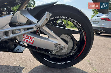 Мотоцикл Без обтекателей (Naked bike) Suzuki GSR 400 2006 в 