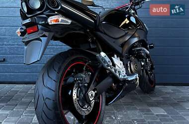 Мотоцикл Без обтекателей (Naked bike) Suzuki GSR 400 2010 в 