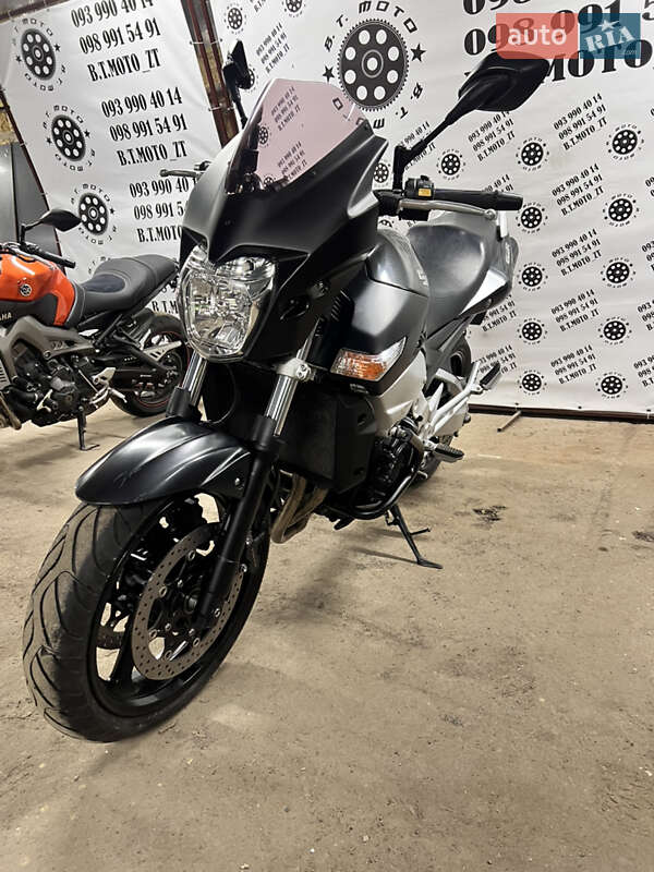 Мотоцикл Без обтекателей (Naked bike) Suzuki GSR 400 2008 в Житомире фото 12 Мотоцикл Без обтекателей (Naked bike) Suzuki GSR 400 2008 в Житомире