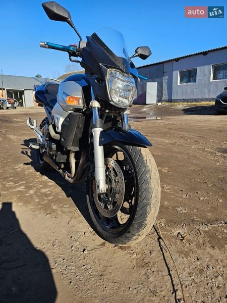 Suzuki GSR 400 2006