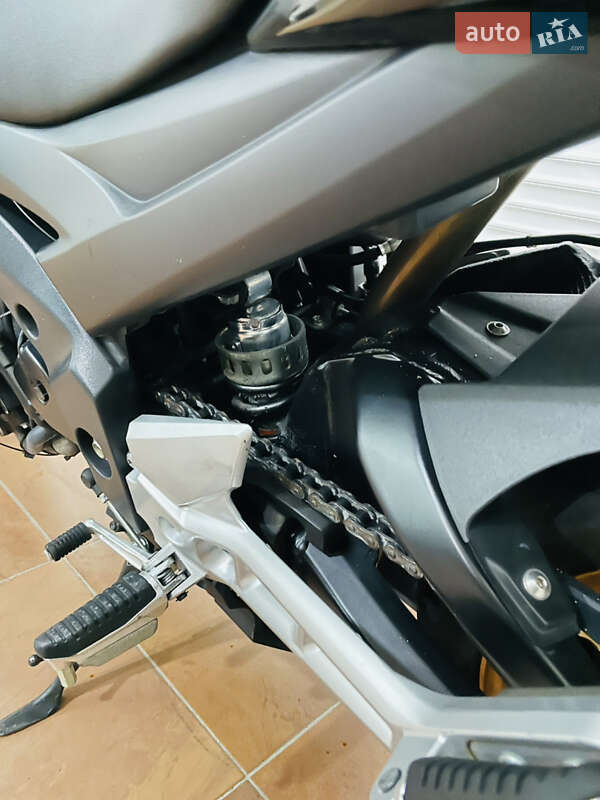 Мотоцикл Без обтікачів (Naked bike) Suzuki GSR 600 2010 в Києві