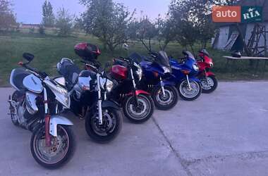 Мотоцикл Спорт-туризм Suzuki GSR 600 2006 в 