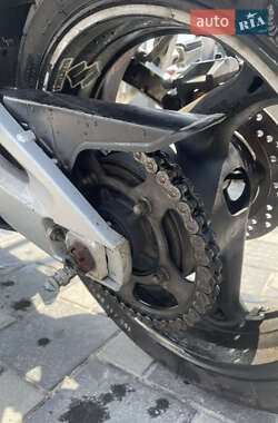 Мотоцикл Классік Suzuki GSR 600 2006 в 