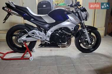 Мотоцикл Без обтекателей (Naked bike) Suzuki GSR 600 2008 в 
