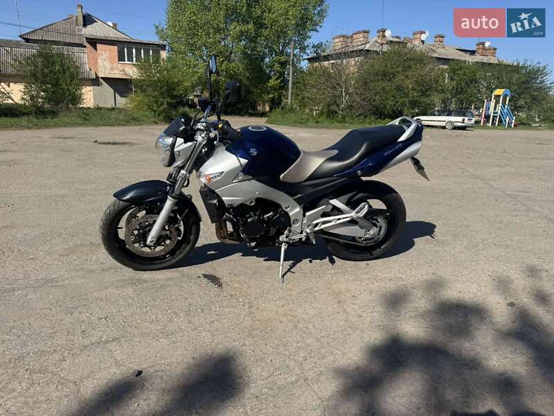 Мотоцикл Без обтекателей (Naked bike) Suzuki GSR 600 2007 в Киеве